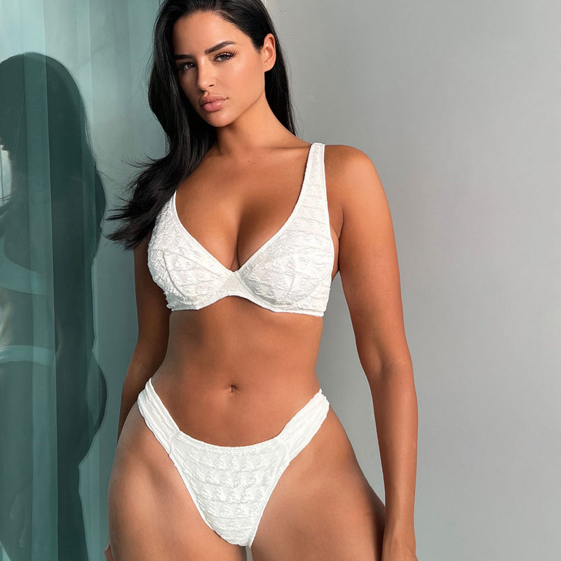 Classy Textured High Cut Cheeky Underwire Brazilian Two Piece Bikini Swimsuit