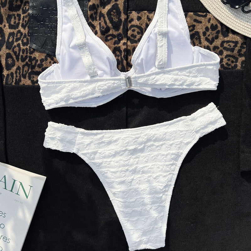 Classy Textured High Cut Cheeky Underwire Brazilian Two Piece Bikini Swimsuit